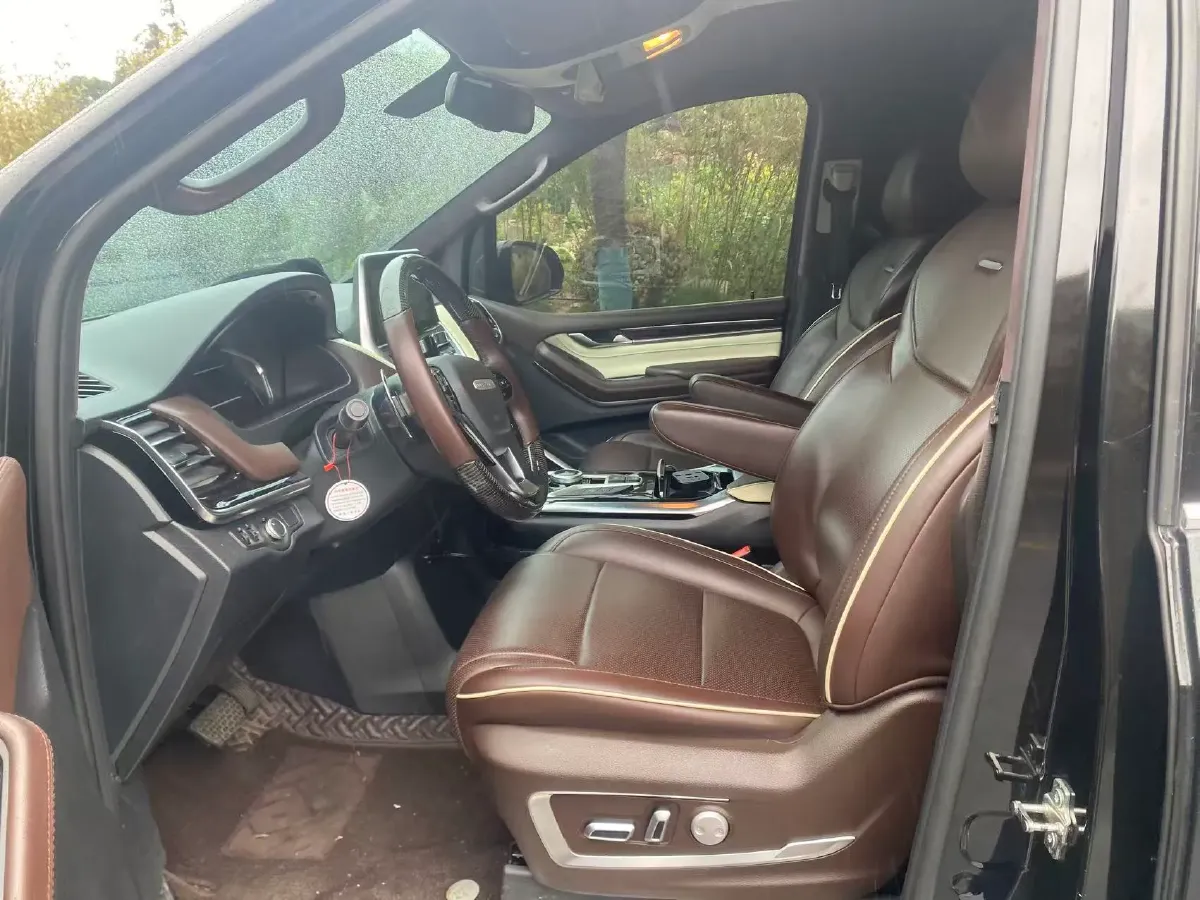 2021 MAXUS G20 2.0T 224HP L4 8AT,autocango,china used car exporter,china ev exporter,chinese used car exporter,chinese used ev exporter