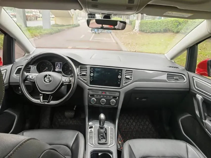 2018 Volkswagen Golf Sportsvan 1.4T 131HP L4 7DCT,autocango,china used car exporter,china ev exporter,chinese used car exporter,chinese used ev exporter