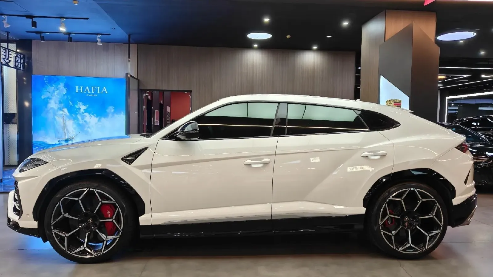 2018 Lamborghini Urus 4.0T 650HP V8 8AT,autocango,china used car exporter,china ev exporter,chinese used car exporter,chinese used ev exporter