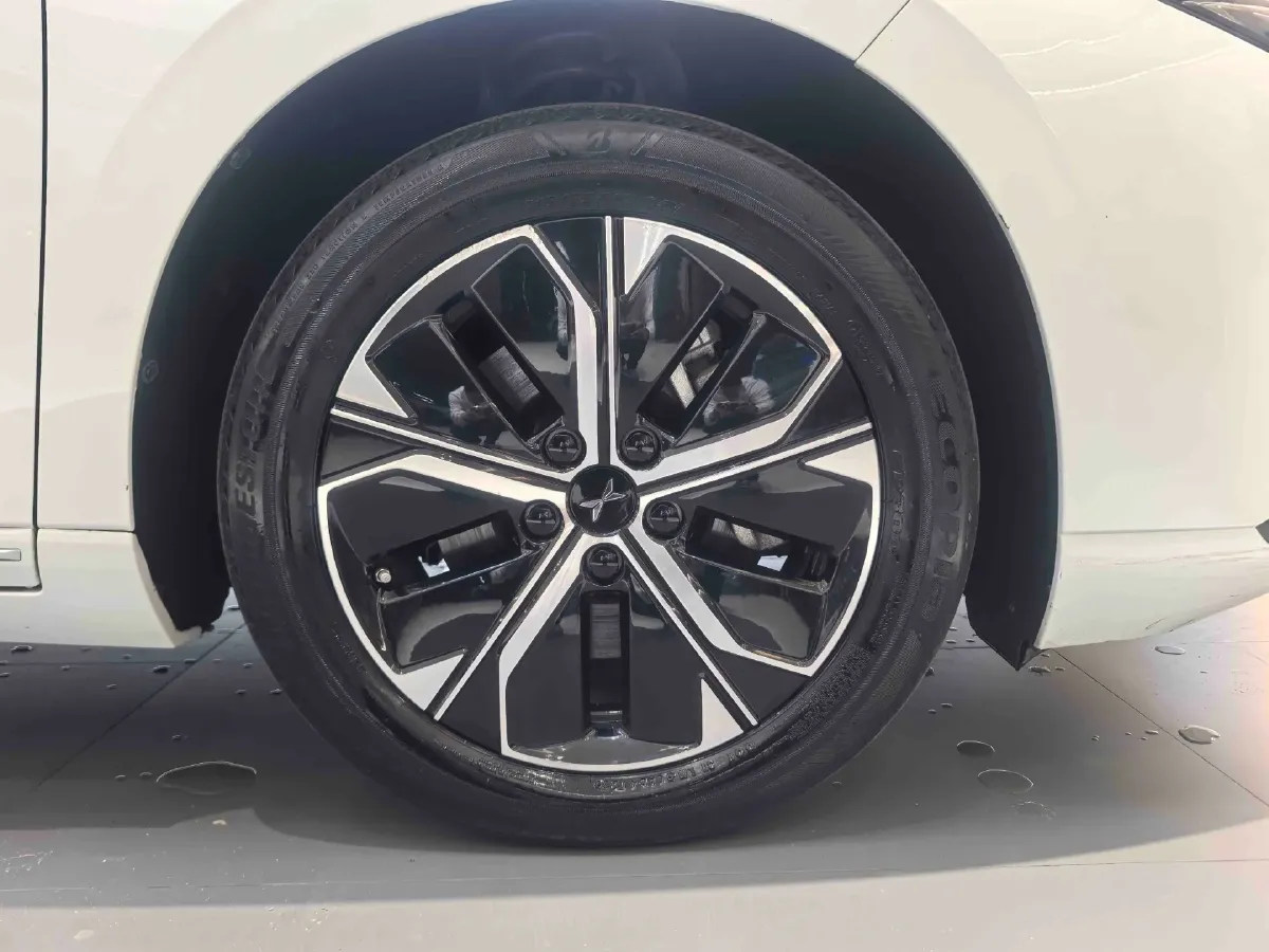 2024 Xpeng P5 BEV 55.4KWH,autocango,china used car exporter,china ev exporter,chinese used car exporter,chinese used ev exporter