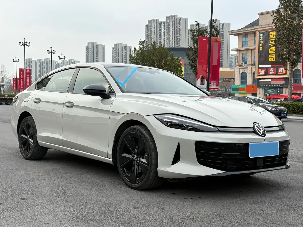 2026 Volkswagen Lamando 2.0T 220HP L4 7DCT,autocango,china used car exporter,china ev exporter,chinese used car exporter,chinese used ev exporter
