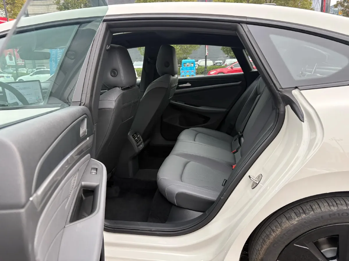 2026 Volkswagen Lamando 2.0T 220HP L4 7DCT,autocango,china used car exporter,china ev exporter,chinese used car exporter,chinese used ev exporter