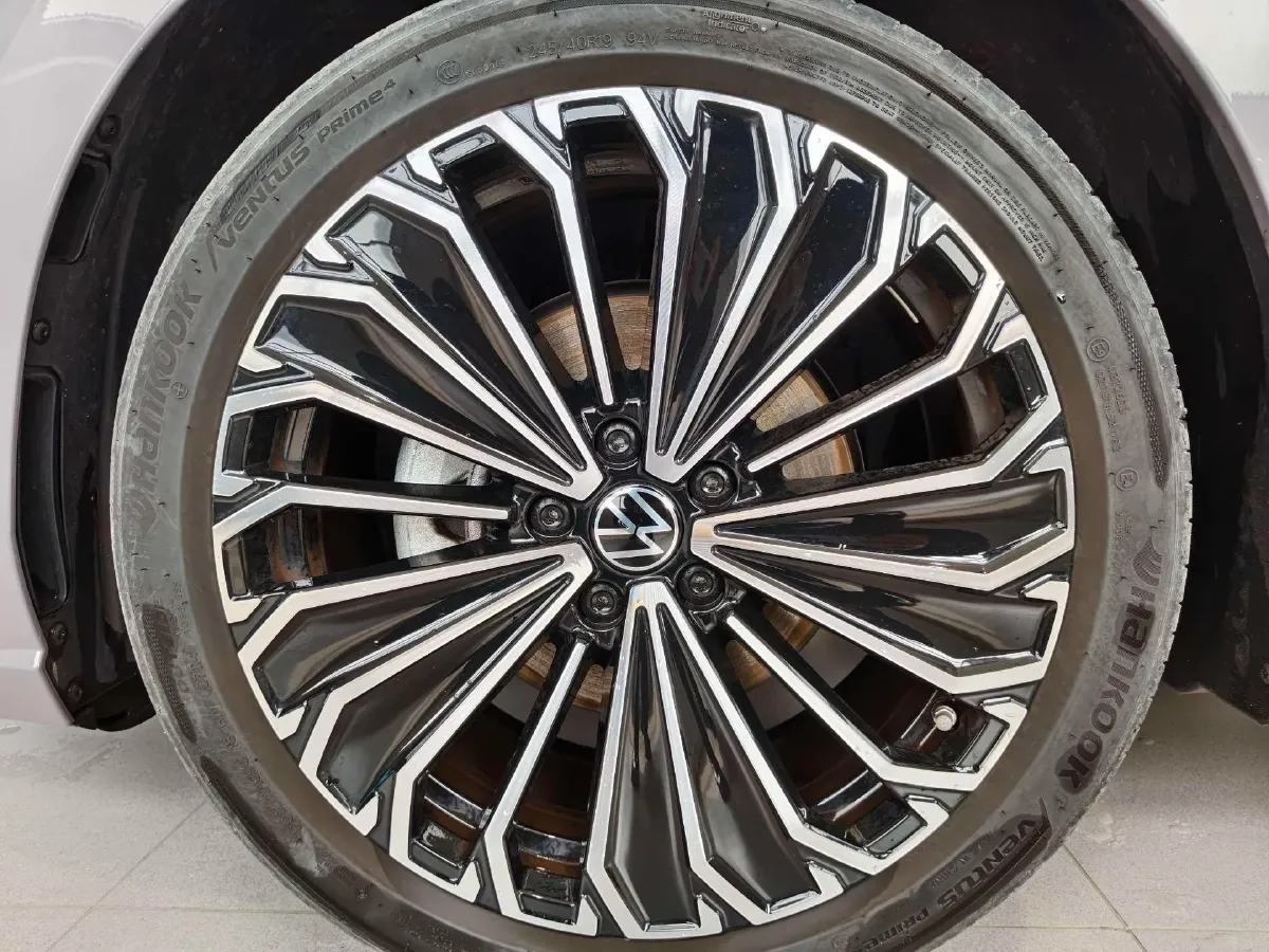 2025 Volkswagen Passat 2.0T 220HP L4 7DCT,autocango,china used car exporter,china ev exporter,chinese used car exporter,chinese used ev exporter