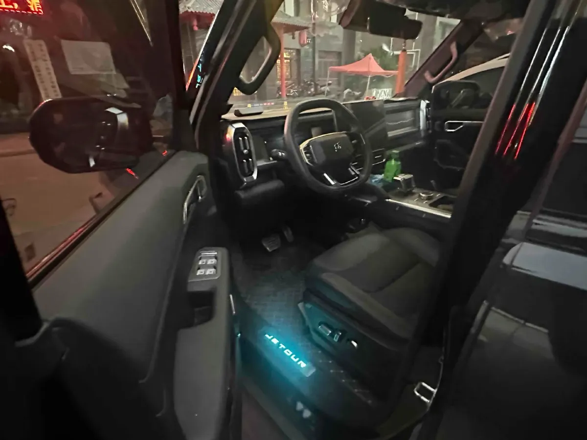 2024 Jetour ShanHai TravellerC-DM 1.5T 156HP L4 3DHT PHEV 43.24KWH,autocango,china used car exporter,china ev exporter,chinese used car exporter,chinese used ev exporter