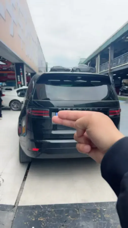 2021 Land Rover Discovery 3.0T 360HP L6 8AT,autocango,china used car exporter,china ev exporter,chinese used car exporter,chinese used ev exporter