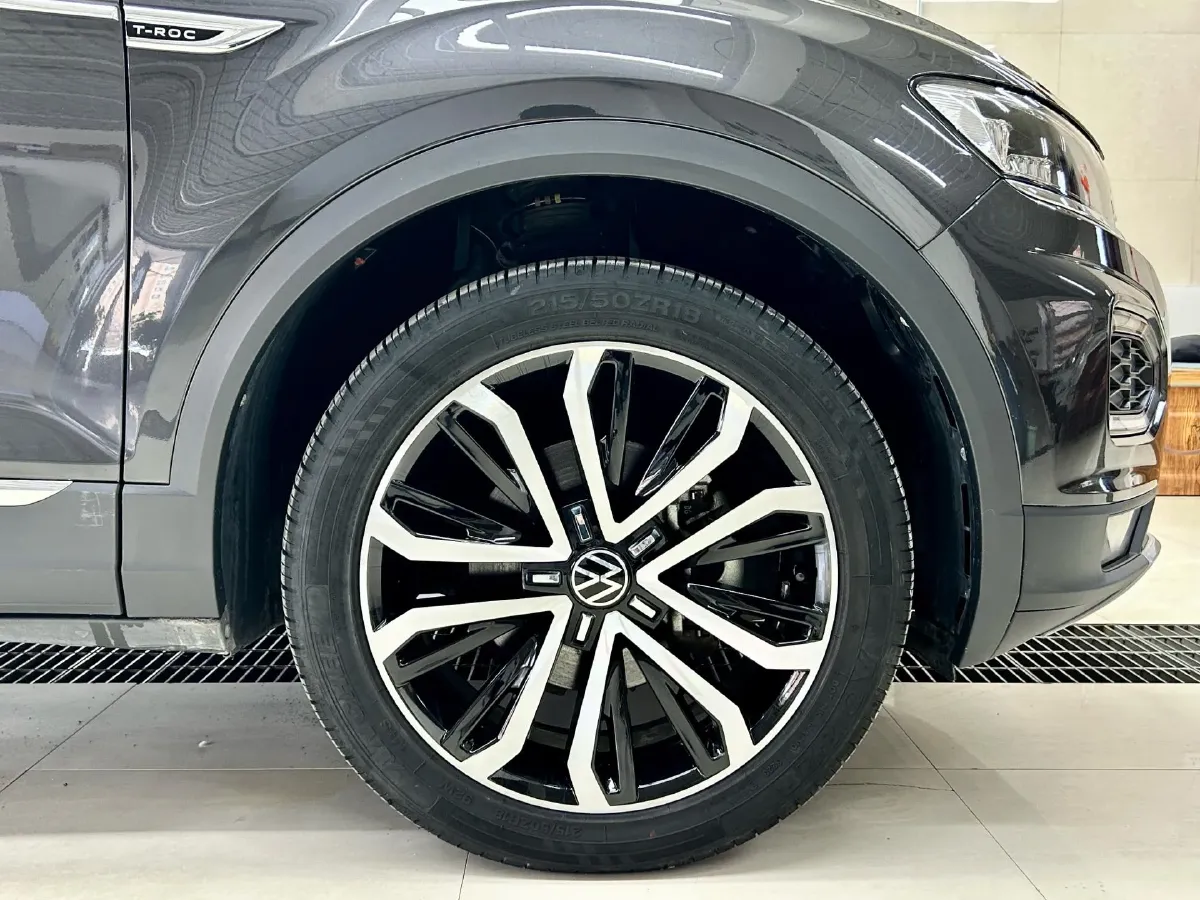 2021 Volkswagen T-Roc 1.4T 150HP L4 7DCT,autocango,china used car exporter,china ev exporter,chinese used car exporter,chinese used ev exporter