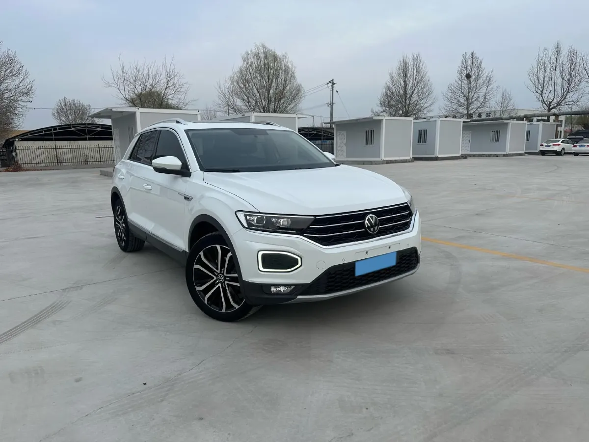 2022 Volkswagen T-Roc 1.4T 150HP L4 7DCT,autocango,china used car exporter,china ev exporter,chinese used car exporter,chinese used ev exporter