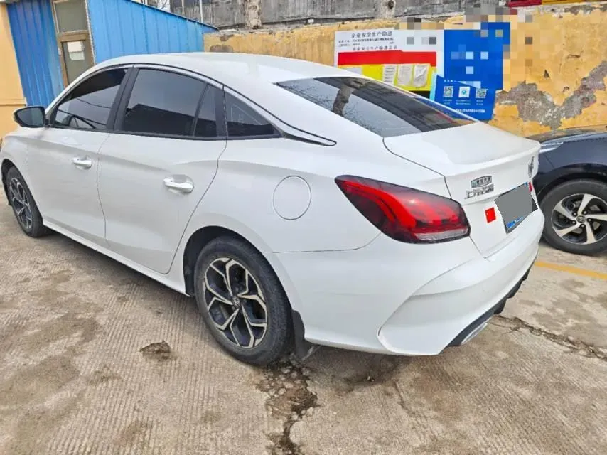 2022 MG 5 1.5L 120HP L4 CVT,autocango,china used car exporter,china ev exporter,chinese used car exporter,chinese used ev exporter