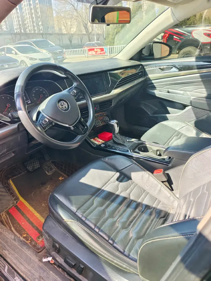 2019 Skoda Kodiak 2.0T 186HP L4 7DCT,autocango,china used car exporter,china ev exporter,chinese used car exporter,chinese used ev exporter