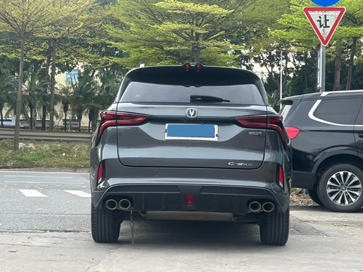 2020 ChangAn CS75 Plus 2.0T 233HP L4 8AT,autocango,china used car exporter,china ev exporter,chinese used car exporter,chinese used ev exporter