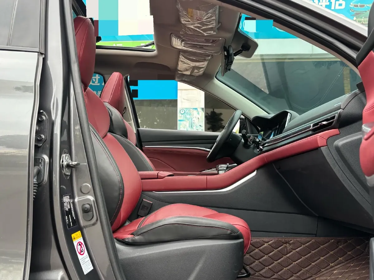 2020 ChangAn CS75 Plus 2.0T 233HP L4 8AT,autocango,china used car exporter,china ev exporter,chinese used car exporter,chinese used ev exporter