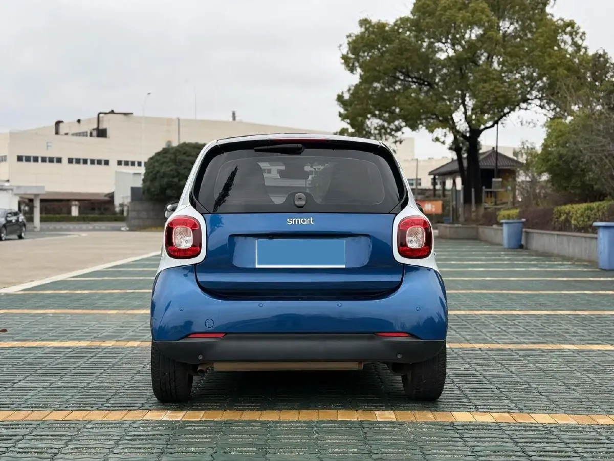 2018 HuangHai JiaoLong 2.4L 143HP L4 5AT,autocango,china used car exporter,china ev exporter,chinese used car exporter,chinese used ev exporter