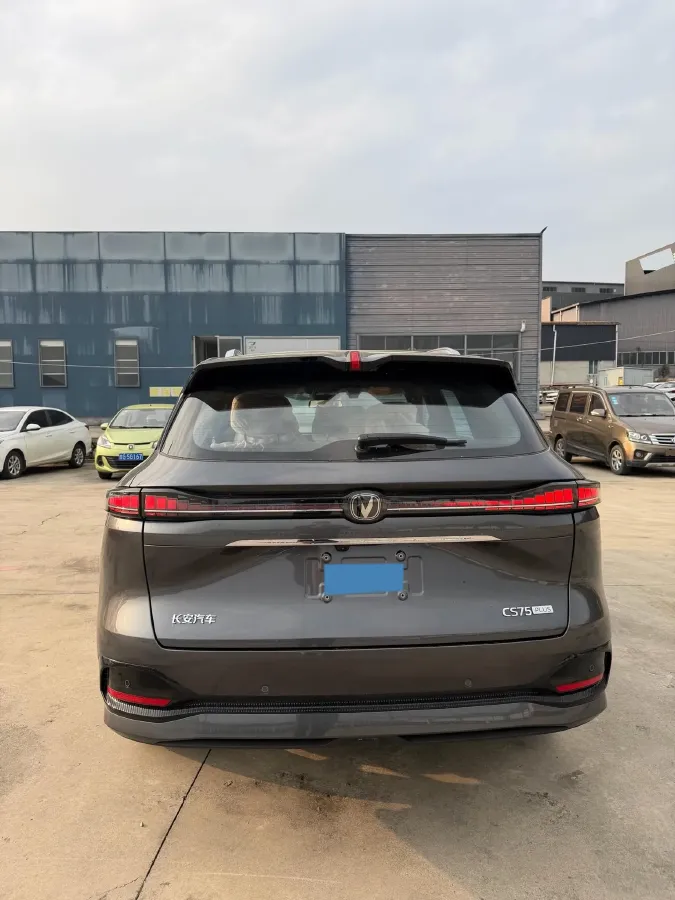 2025 ChangAn CS75 Plus 1.5T 192HP L4 8AT,autocango,china used car exporter,china ev exporter,chinese used car exporter,chinese used ev exporter