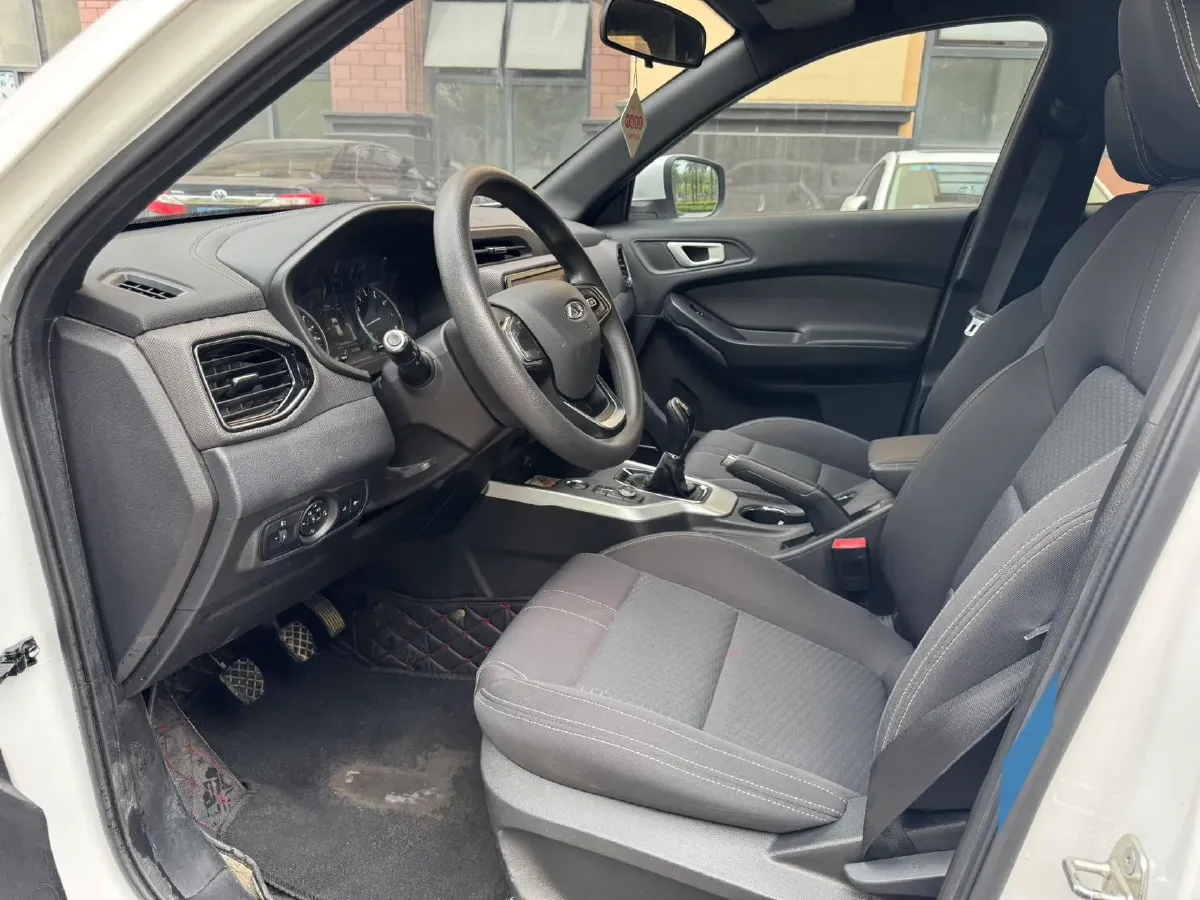 2020 Chery Tiggo 5x 1.5L 116HP L4 5MT,autocango,china used car exporter,china ev exporter,chinese used car exporter,chinese used ev exporter