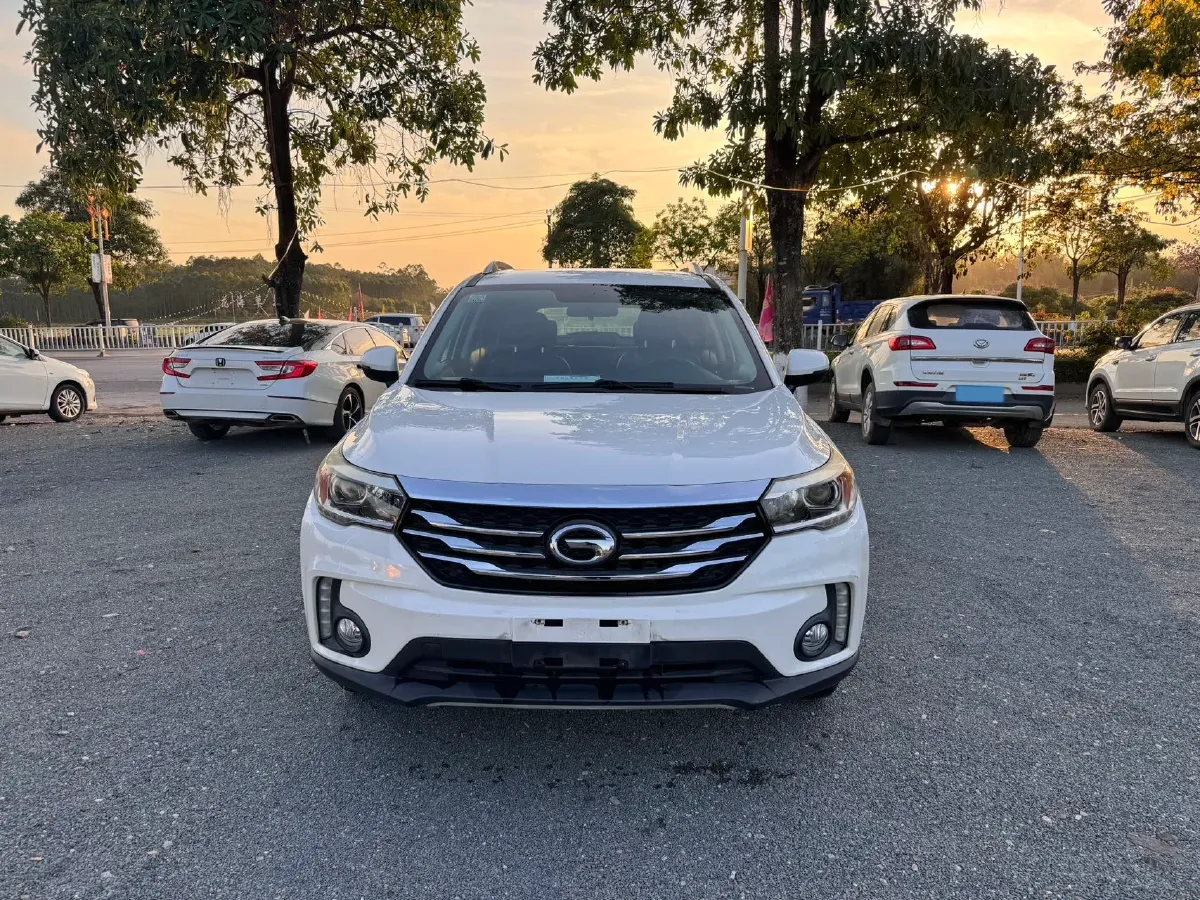 2017 GAC Trumpchi GS4 1.3T 137HP L4 7DCT,autocango,china used car exporter,china ev exporter,chinese used car exporter,chinese used ev exporter