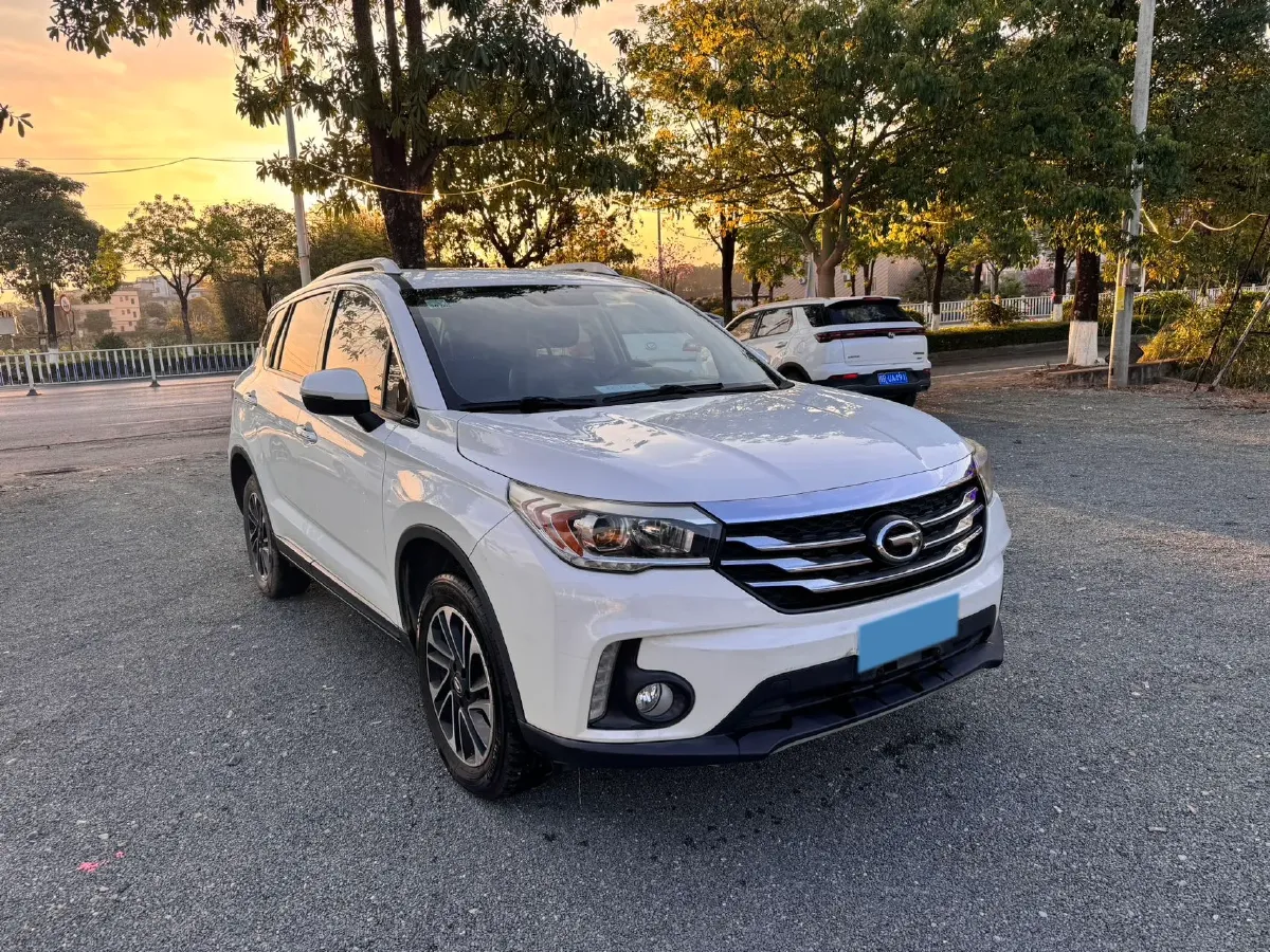 2017 GAC Trumpchi GS4 1.3T 137HP L4 7DCT,autocango,china used car exporter,china ev exporter,chinese used car exporter,chinese used ev exporter