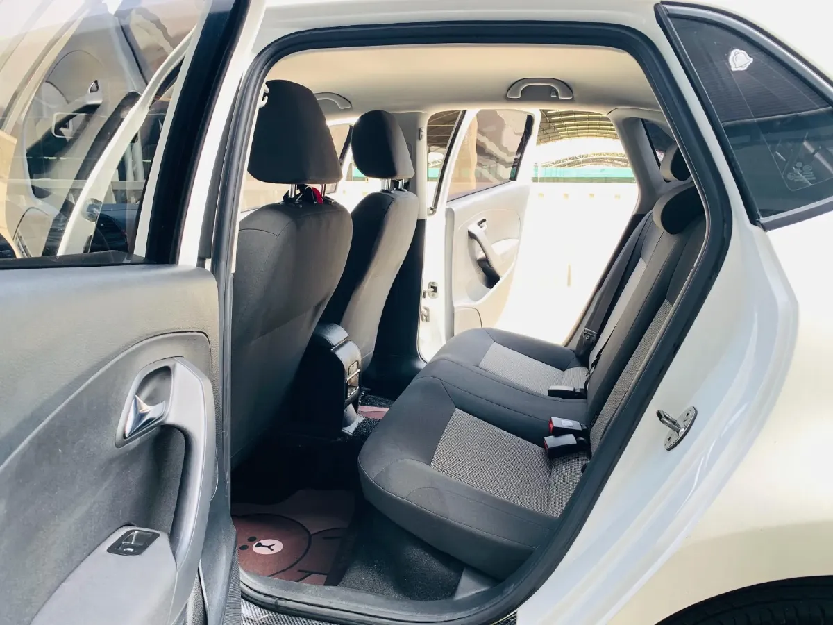 2018 ChangAn Eado 1.6L 128HP L4 6AT,autocango,china used car exporter,china ev exporter,chinese used car exporter,chinese used ev exporter