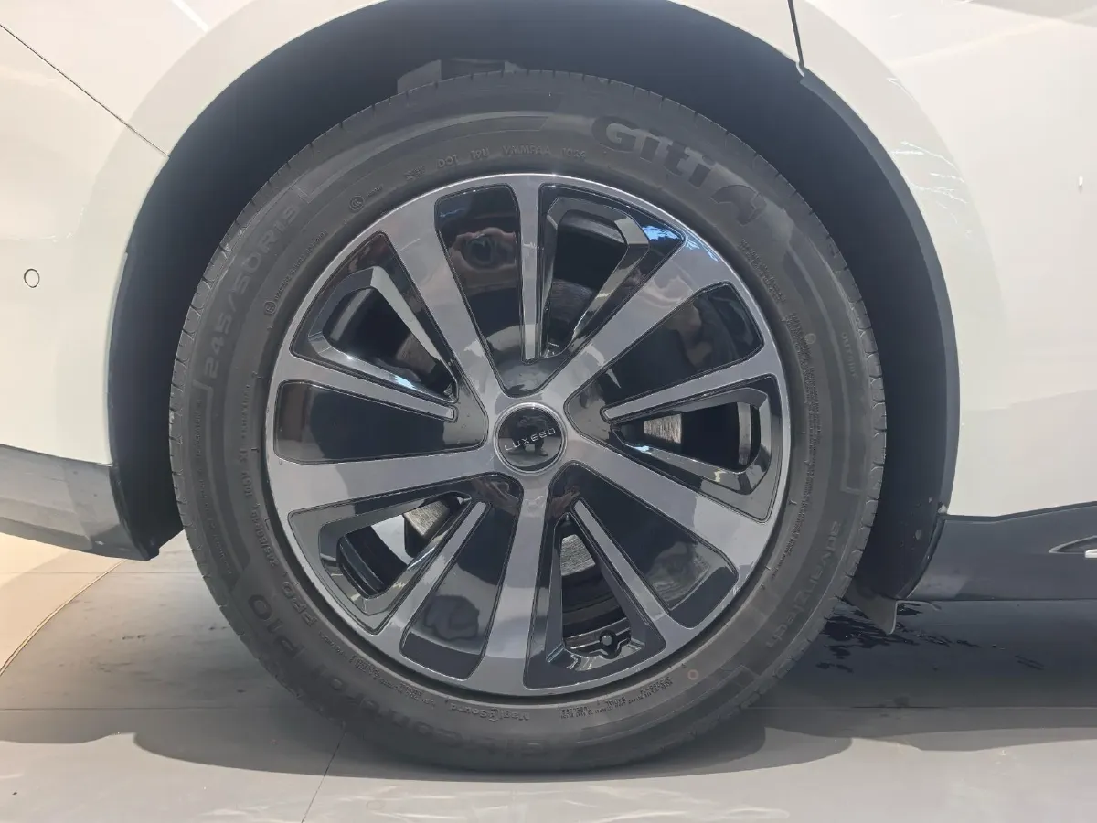 2024 Luxeed S7 BEV 62KWH,autocango,china used car exporter,china ev exporter,chinese used car exporter,chinese used ev exporter