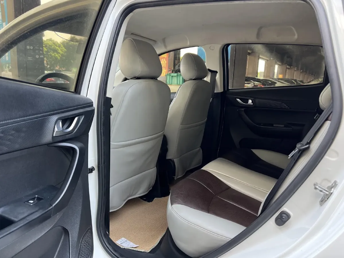 2020 ChangAn BenBen E-Star BEV 32.2KWH,autocango,china used car exporter,china ev exporter,chinese used car exporter,chinese used ev exporter