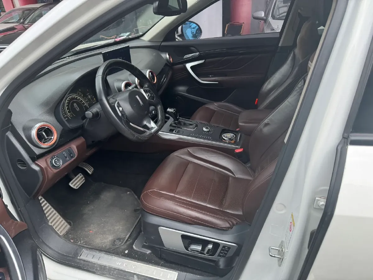 2017 WEY VV7 2.0T 234HP L4 7DCT,autocango,china used car exporter,china ev exporter,chinese used car exporter,chinese used ev exporter