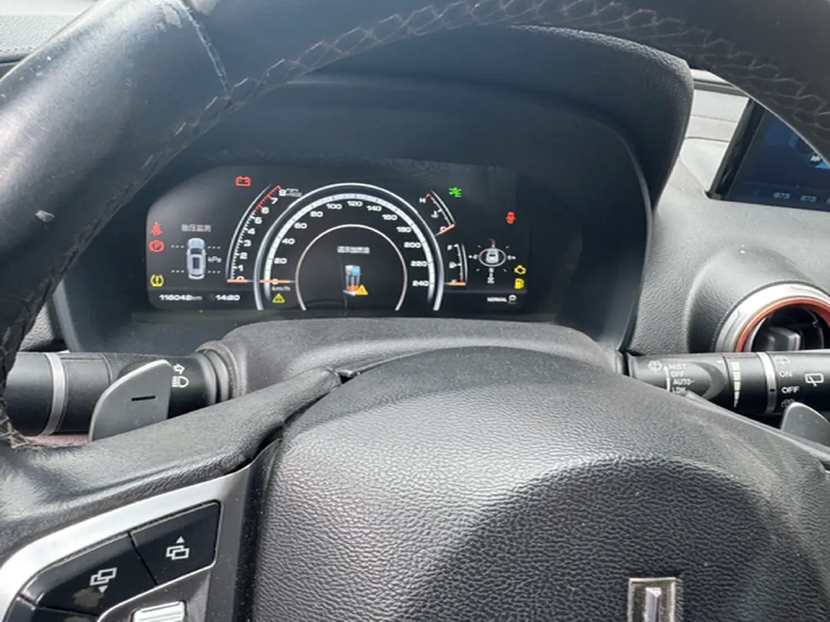 2017 WEY VV7 2.0T 234HP L4 7DCT,autocango,china used car exporter,china ev exporter,chinese used car exporter,chinese used ev exporter