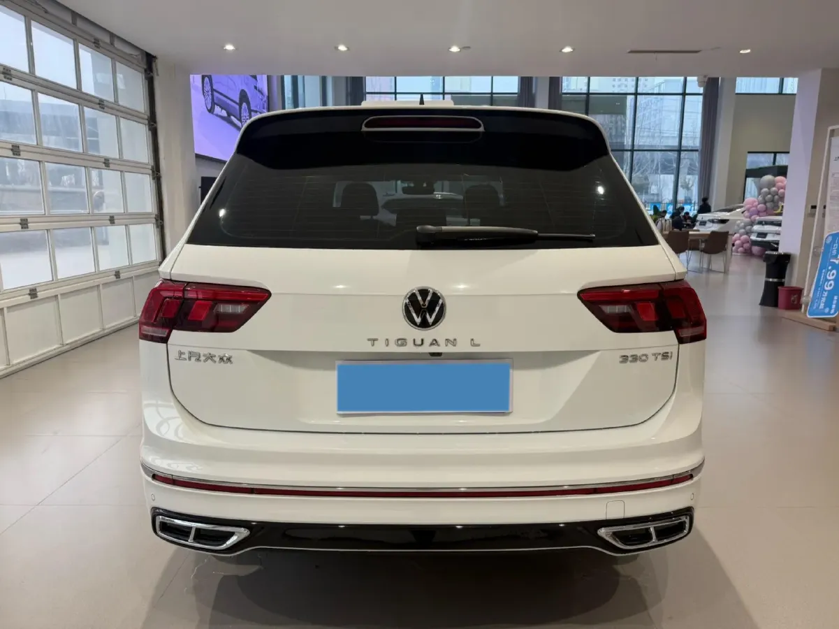2024 Volkswagen Tiguan L 2.0T 186HP L4 7DCT,autocango,china used car exporter,china ev exporter,chinese used car exporter,chinese used ev exporter