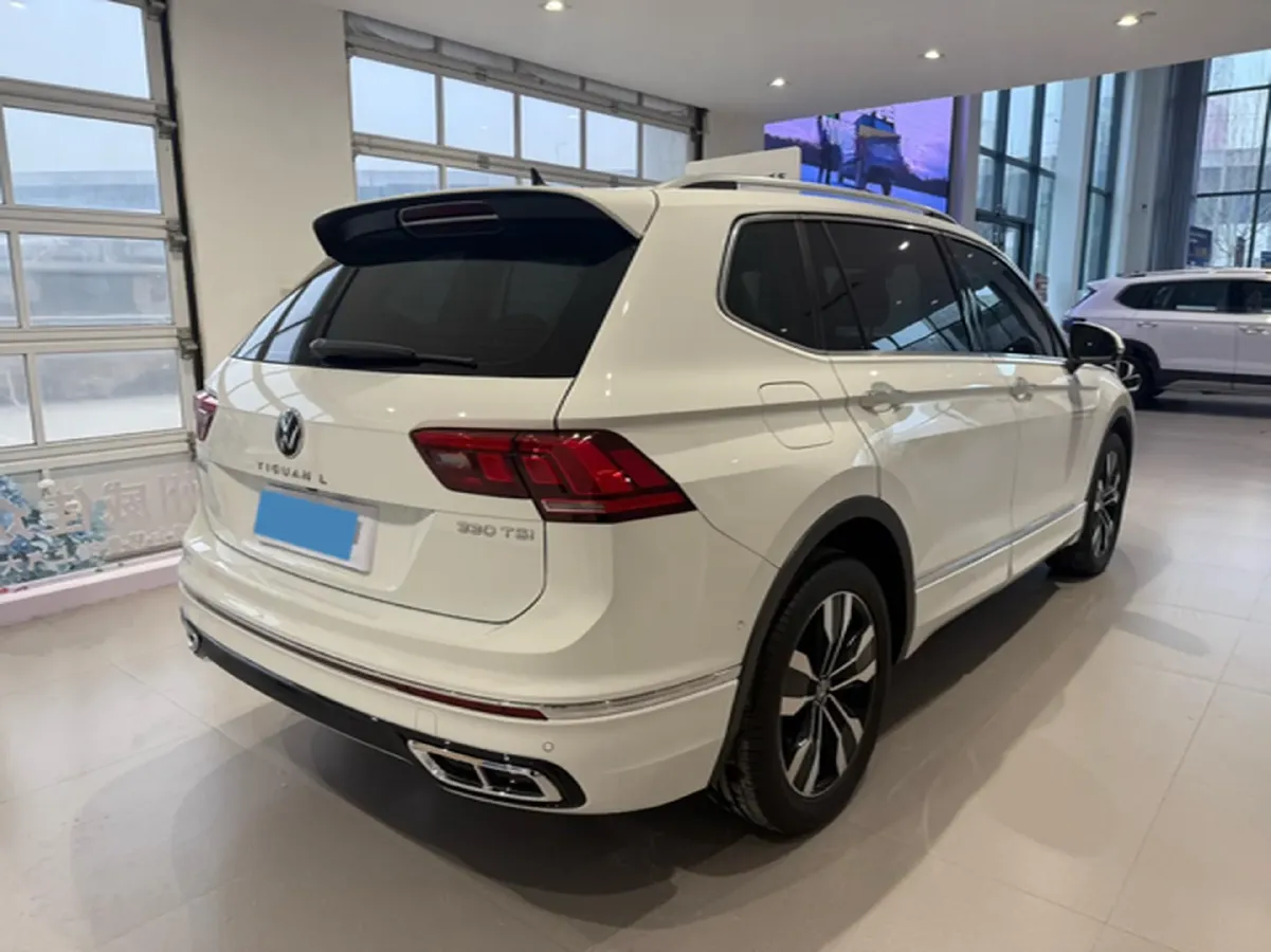 2024 Volkswagen Tiguan L 2.0T 186HP L4 7DCT,autocango,china used car exporter,china ev exporter,chinese used car exporter,chinese used ev exporter