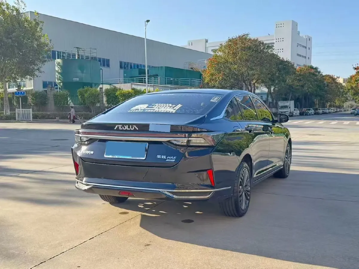 2021 DongFeng Aeolus YiXuan MAX 1.5T 190HP L4 7DCT,autocango,china used car exporter,china ev exporter,chinese used car exporter,chinese used ev exporter