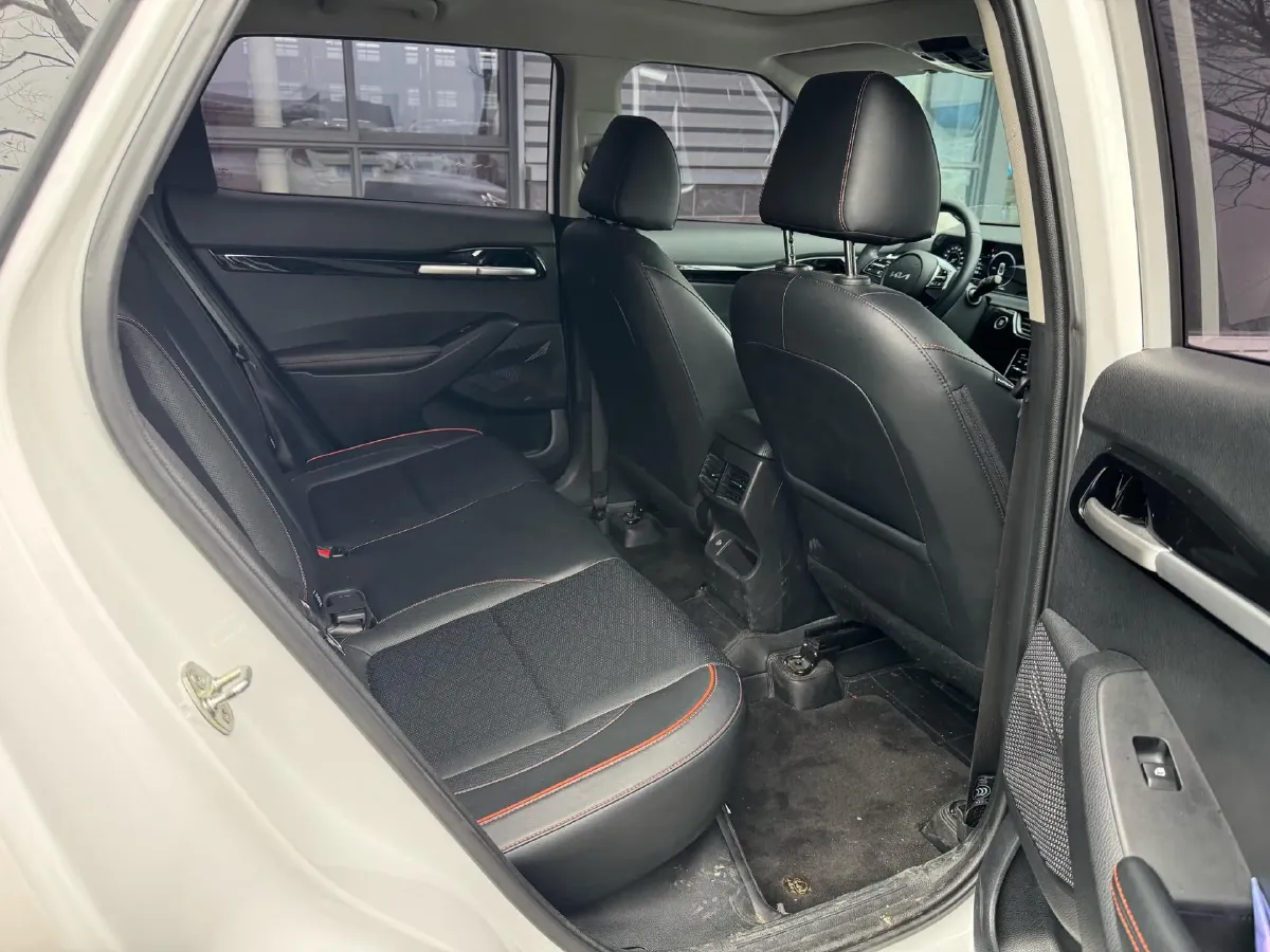 2023 Kia Seltos 1.5L 115HP L4 CVT,autocango,china used car exporter,china ev exporter,chinese used car exporter,chinese used ev exporter