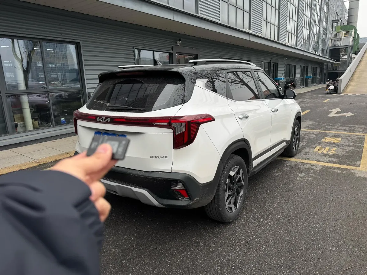 2023 Kia Seltos 1.5L 115HP L4 CVT,autocango,china used car exporter,china ev exporter,chinese used car exporter,chinese used ev exporter