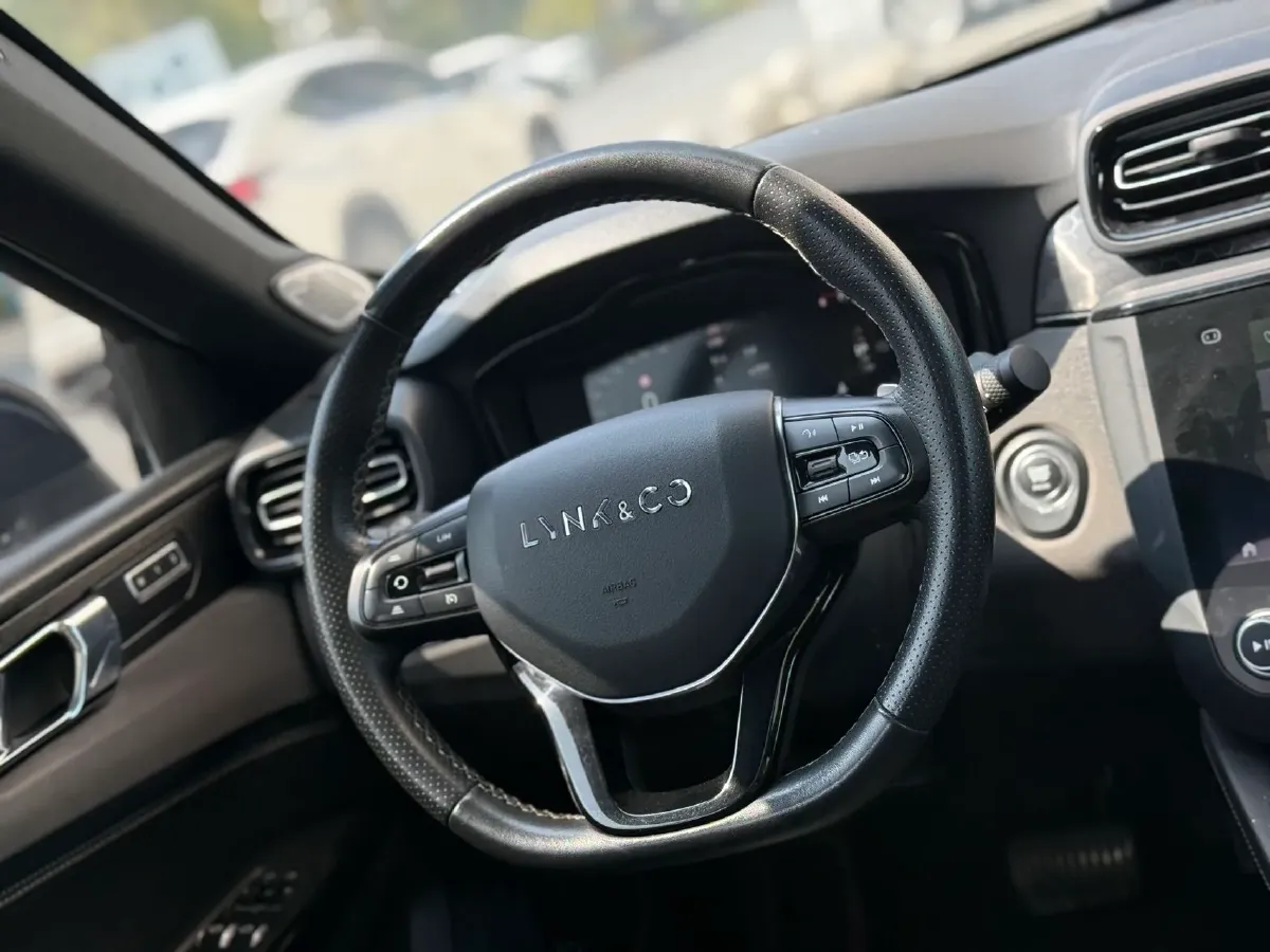 2021 LYNK&CO 03 2.0T 190HP L4 6AT,autocango,china used car exporter,china ev exporter,chinese used car exporter,chinese used ev exporter