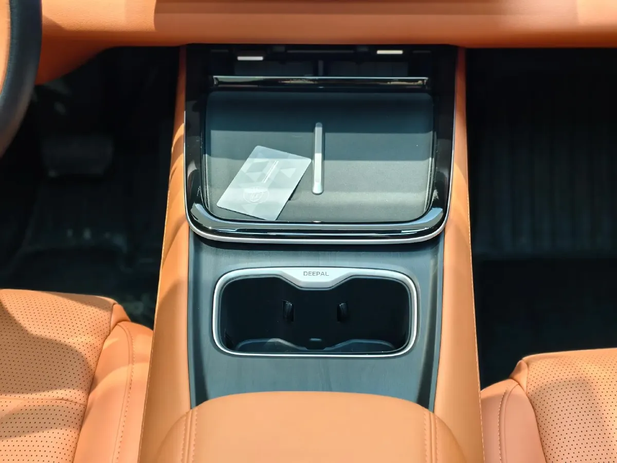 2025 DongFeng eπ eπ007 BEV,autocango,china used car exporter,china ev exporter,chinese used car exporter,chinese used ev exporter