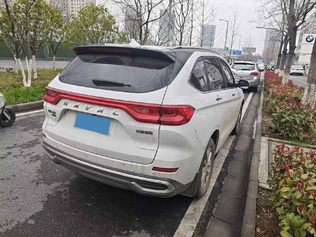 2021 Haval M6 1.5T 150HP L4 7DCT,autocango,china used car exporter,china ev exporter,chinese used car exporter,chinese used ev exporter