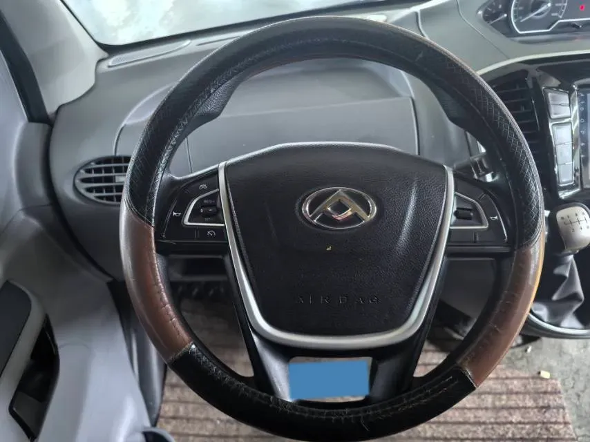 2021 MAXUS XinTu V80 2.0T 139HP L4 6MT,autocango,china used car exporter,china ev exporter,chinese used car exporter,chinese used ev exporter