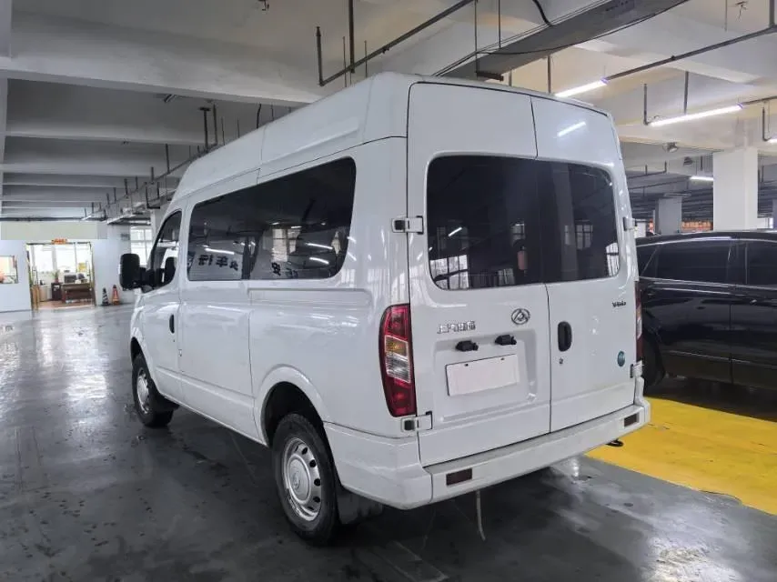 2021 MAXUS XinTu V80 2.0T 139HP L4 6MT,autocango,china used car exporter,china ev exporter,chinese used car exporter,chinese used ev exporter