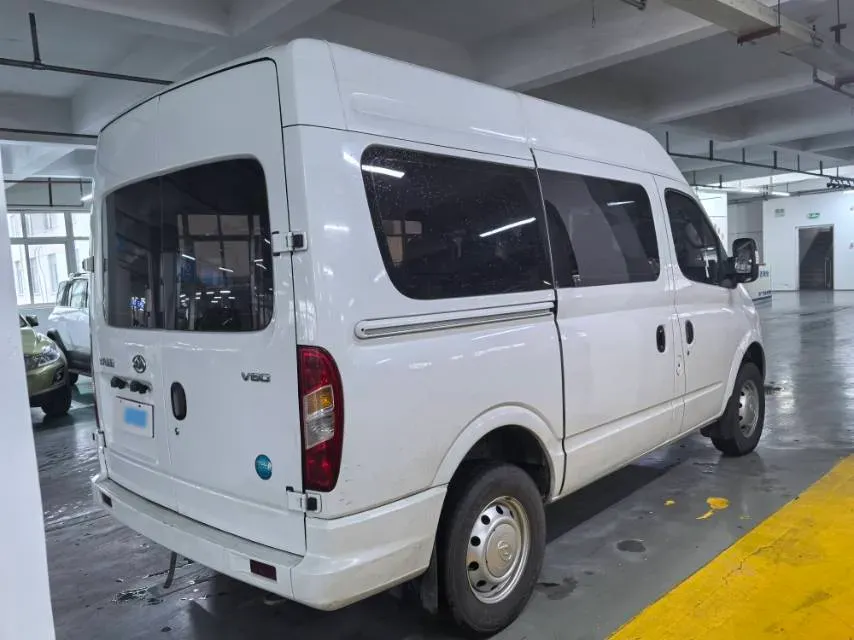 2021 MAXUS XinTu V80 2.0T 139HP L4 6MT,autocango,china used car exporter,china ev exporter,chinese used car exporter,chinese used ev exporter