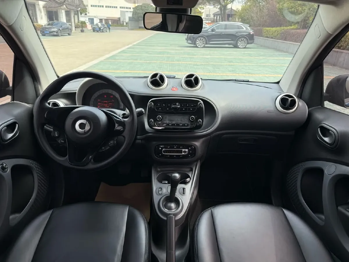 2018 HuangHai JiaoLong 2.4L 143HP L4 5AT,autocango,china used car exporter,china ev exporter,chinese used car exporter,chinese used ev exporter