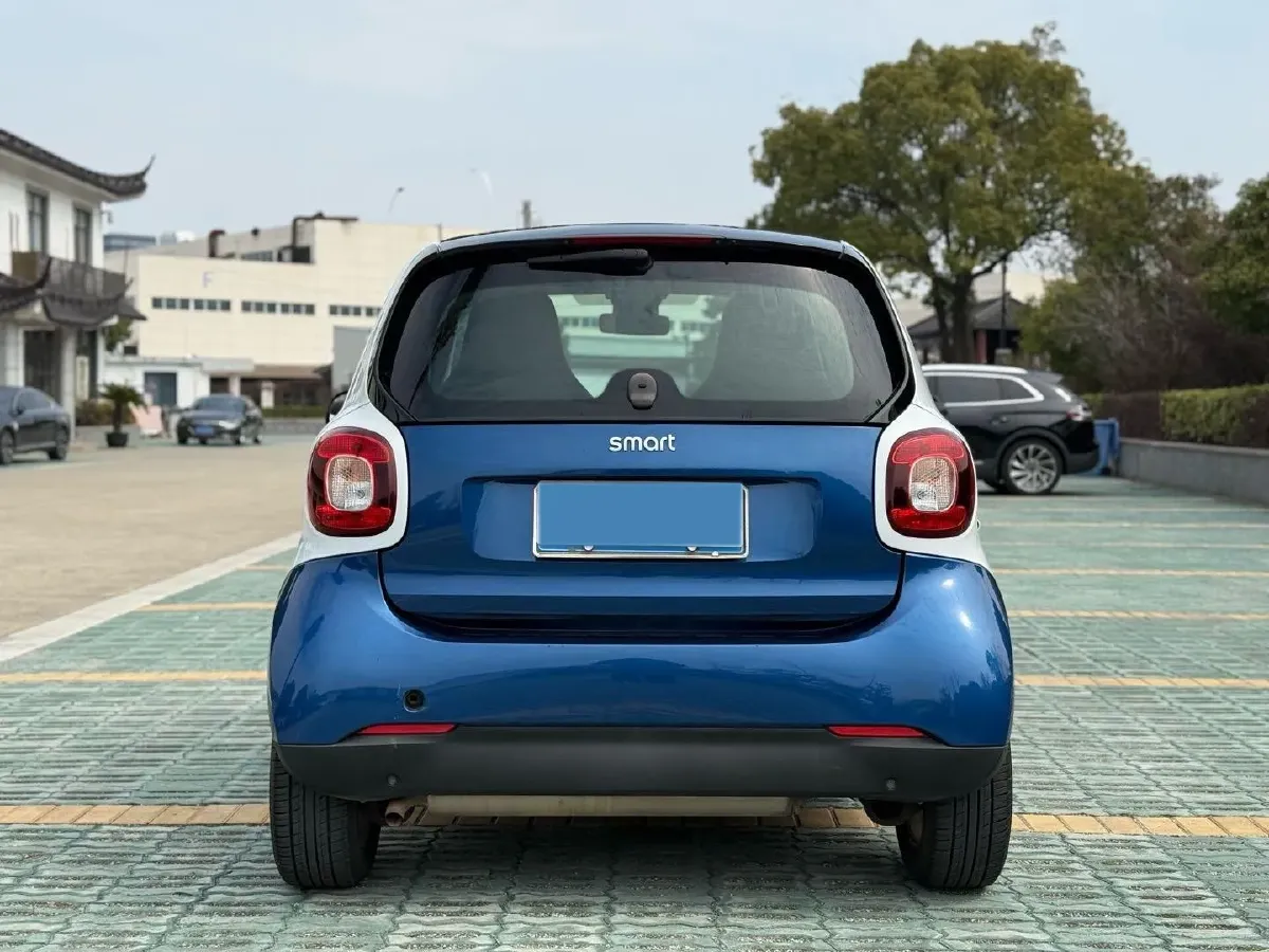 2018 HuangHai JiaoLong 2.4L 143HP L4 5AT,autocango,china used car exporter,china ev exporter,chinese used car exporter,chinese used ev exporter