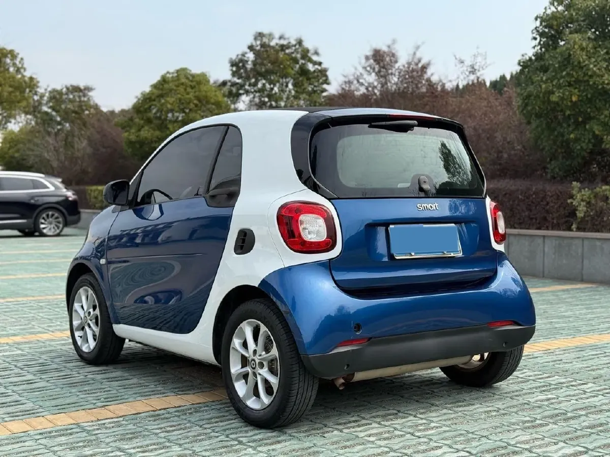 2018 HuangHai JiaoLong 2.4L 143HP L4 5AT,autocango,china used car exporter,china ev exporter,chinese used car exporter,chinese used ev exporter