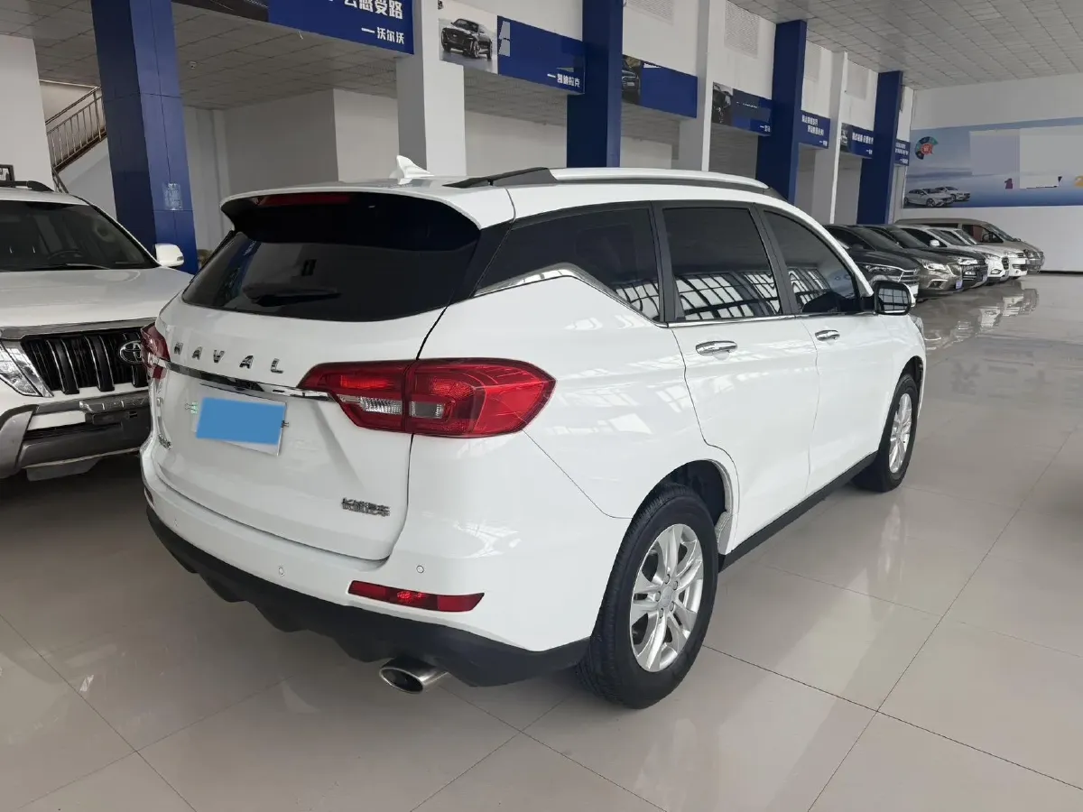 2019 Haval M6 1.5T 150HP L4 7DCT,autocango,china used car exporter,china ev exporter,chinese used car exporter,chinese used ev exporter