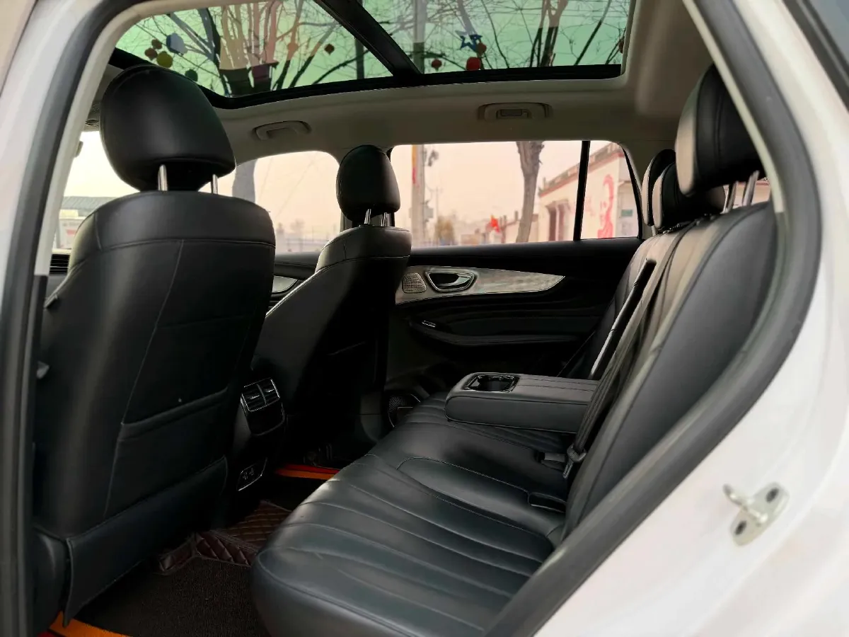 2019 Roewe RX5 MAX 1.5T 173HP L4 6AT,autocango,china used car exporter,china ev exporter,chinese used car exporter,chinese used ev exporter