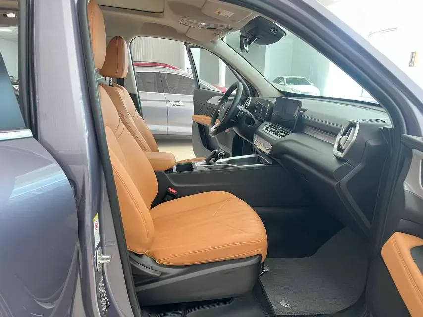 2023 Haval H5 2.0T 224HP L4 8AT,autocango,china used car exporter,china ev exporter,chinese used car exporter,chinese used ev exporter