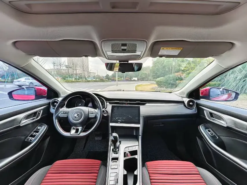 2019 MAXUS D60 1.5T 169HP L4 7DCT,autocango,china used car exporter,china ev exporter,chinese used car exporter,chinese used ev exporter