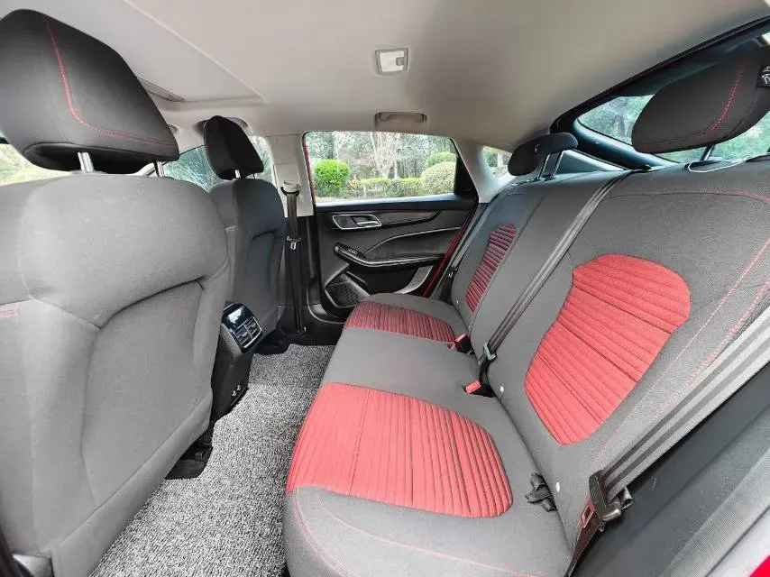 2019 MAXUS D60 1.5T 169HP L4 7DCT,autocango,china used car exporter,china ev exporter,chinese used car exporter,chinese used ev exporter