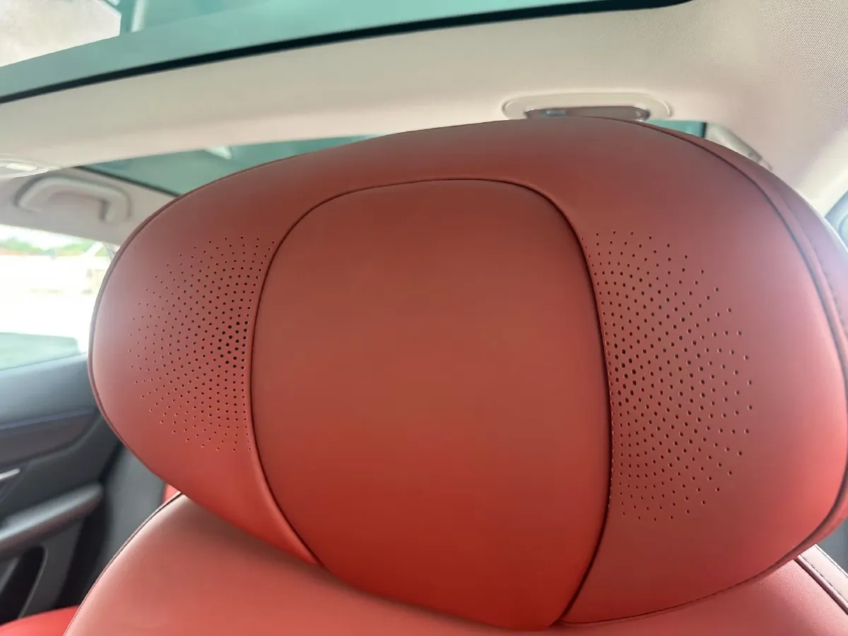 2022 Xpeng P7 BEV 83.1KWH,autocango,china used car exporter,china ev exporter,chinese used car exporter,chinese used ev exporter