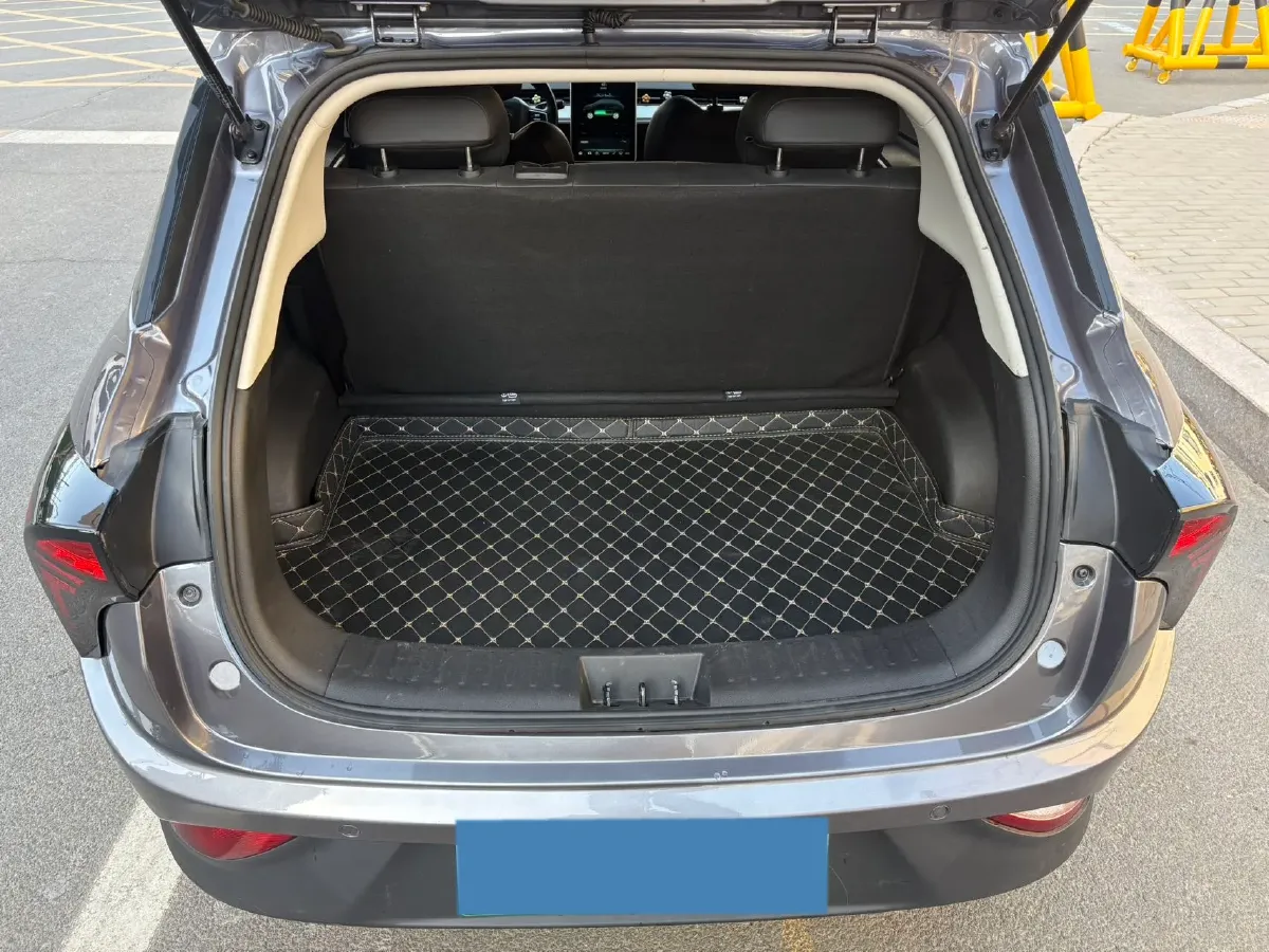 2022 MG 5 1.5L 120HP L4 CVT,autocango,china used car exporter,china ev exporter,chinese used car exporter,chinese used ev exporter