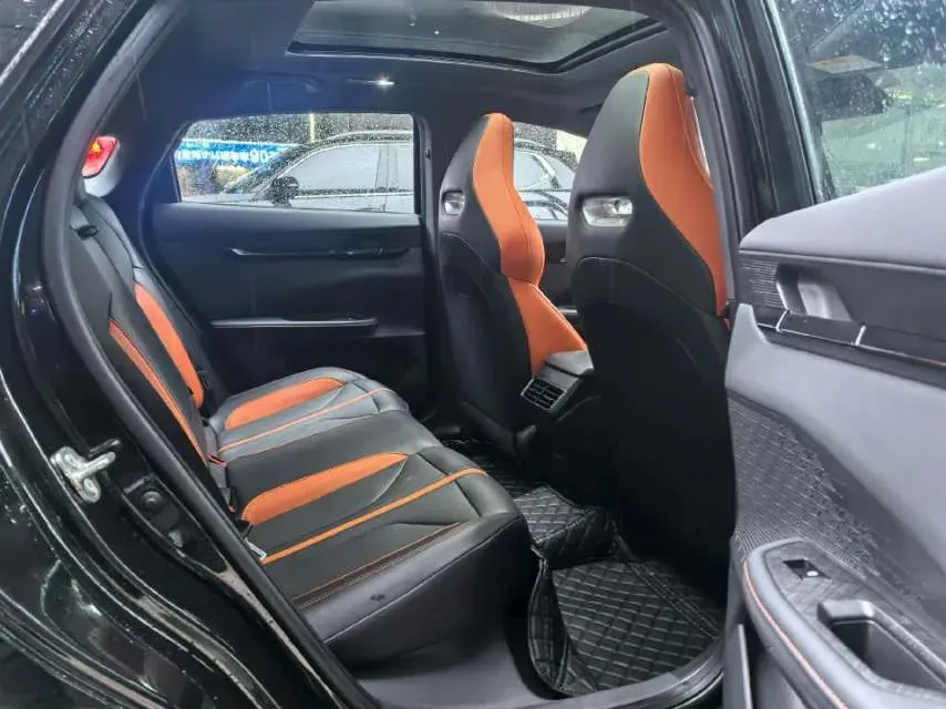 2024 ChangAn UNI-V 1.5T 188HP L4 7DCT,autocango,china used car exporter,china ev exporter,chinese used car exporter,chinese used ev exporter