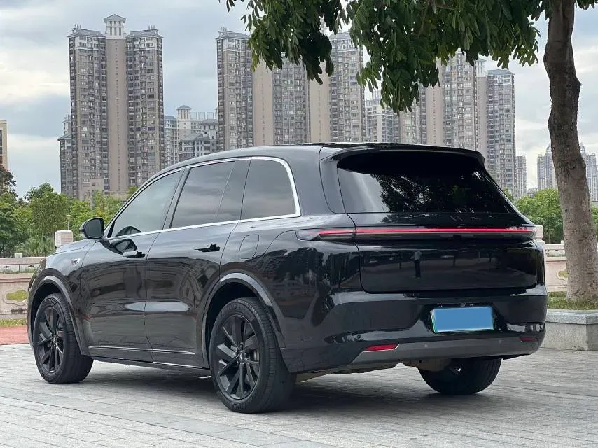 2023 Li L8 Range Extended 154HP REEV 40.9KWH,autocango,china used car exporter,china ev exporter,chinese used car exporter,chinese used ev exporter