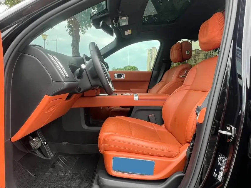 2023 Li L8 Range Extended 154HP REEV 40.9KWH,autocango,china used car exporter,china ev exporter,chinese used car exporter,chinese used ev exporter