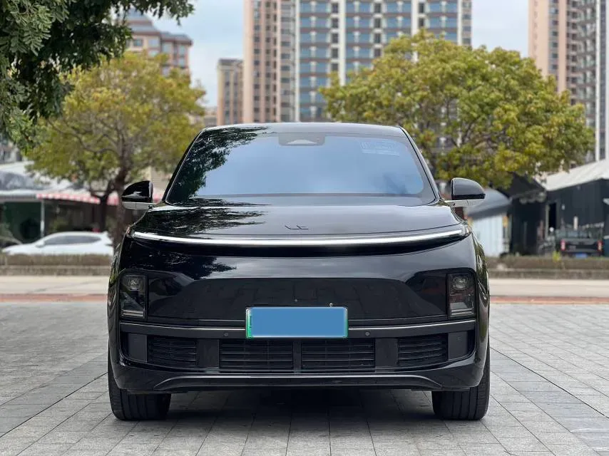 2023 Li L8 Range Extended 154HP REEV 40.9KWH,autocango,china used car exporter,china ev exporter,chinese used car exporter,chinese used ev exporter